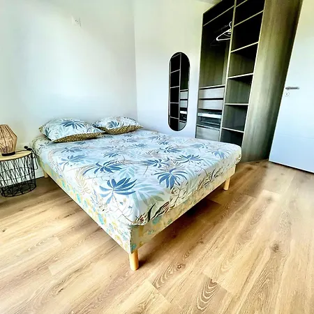 Apartment Superbe Exterieur, 2 Chambres, Parking