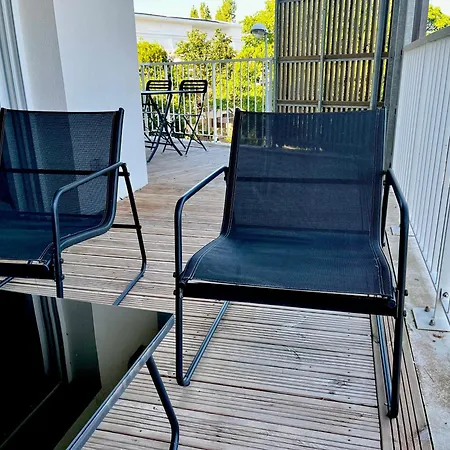 Superbe Exterieur, 2 Chambres, Parking * La Rochelle (Charente-Maritime)